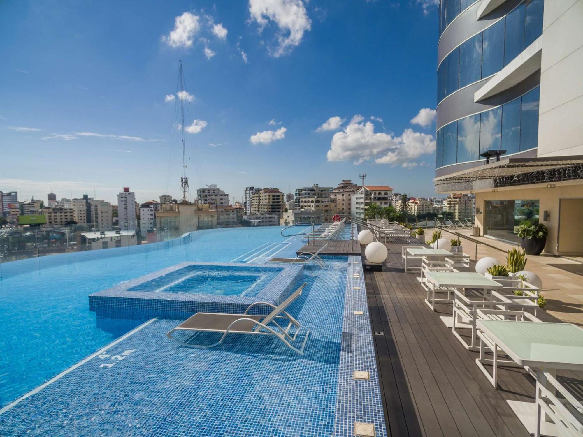 Embassy Suites By Hilton Santo Domingo Exterior foto